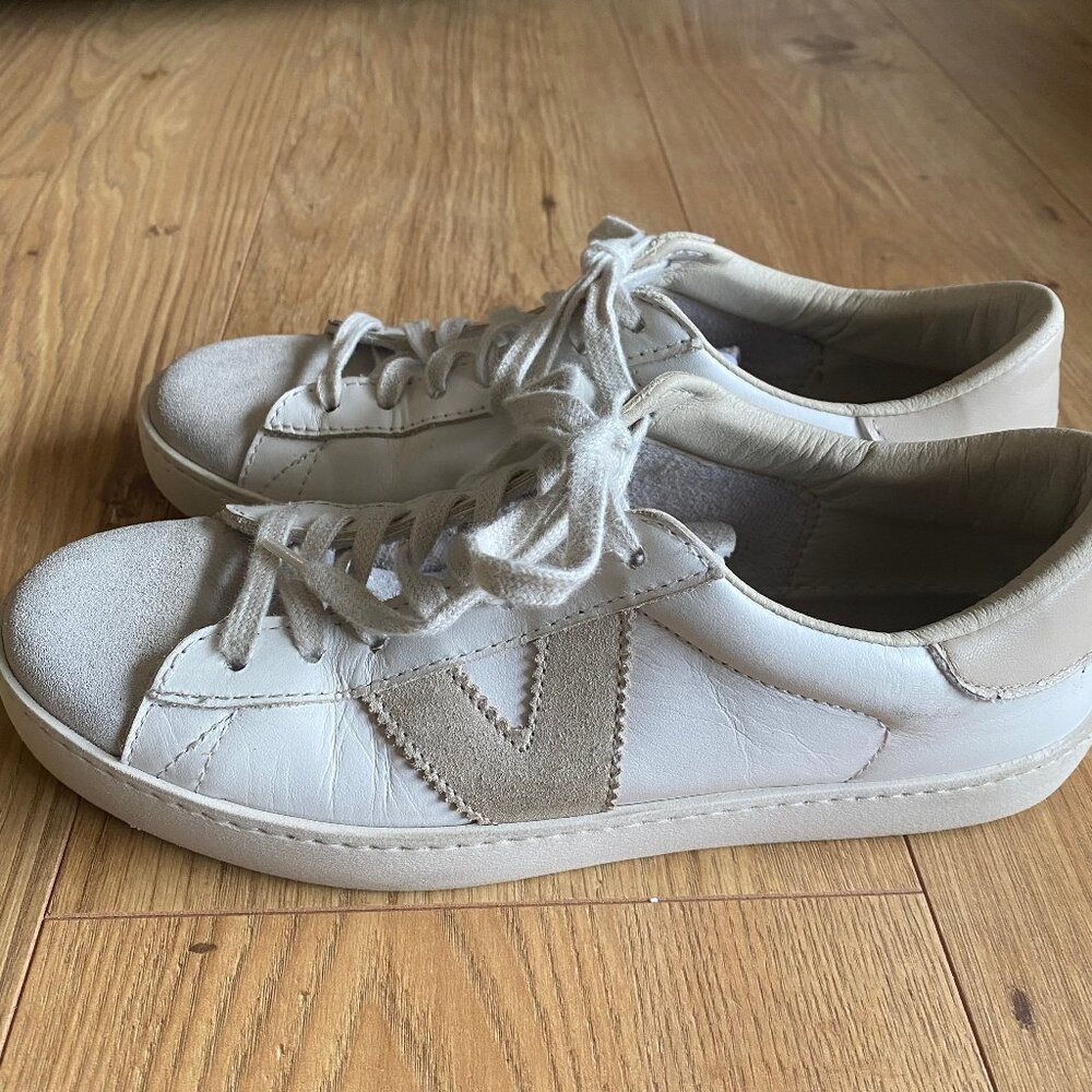 Victoria trainers, made in Spain